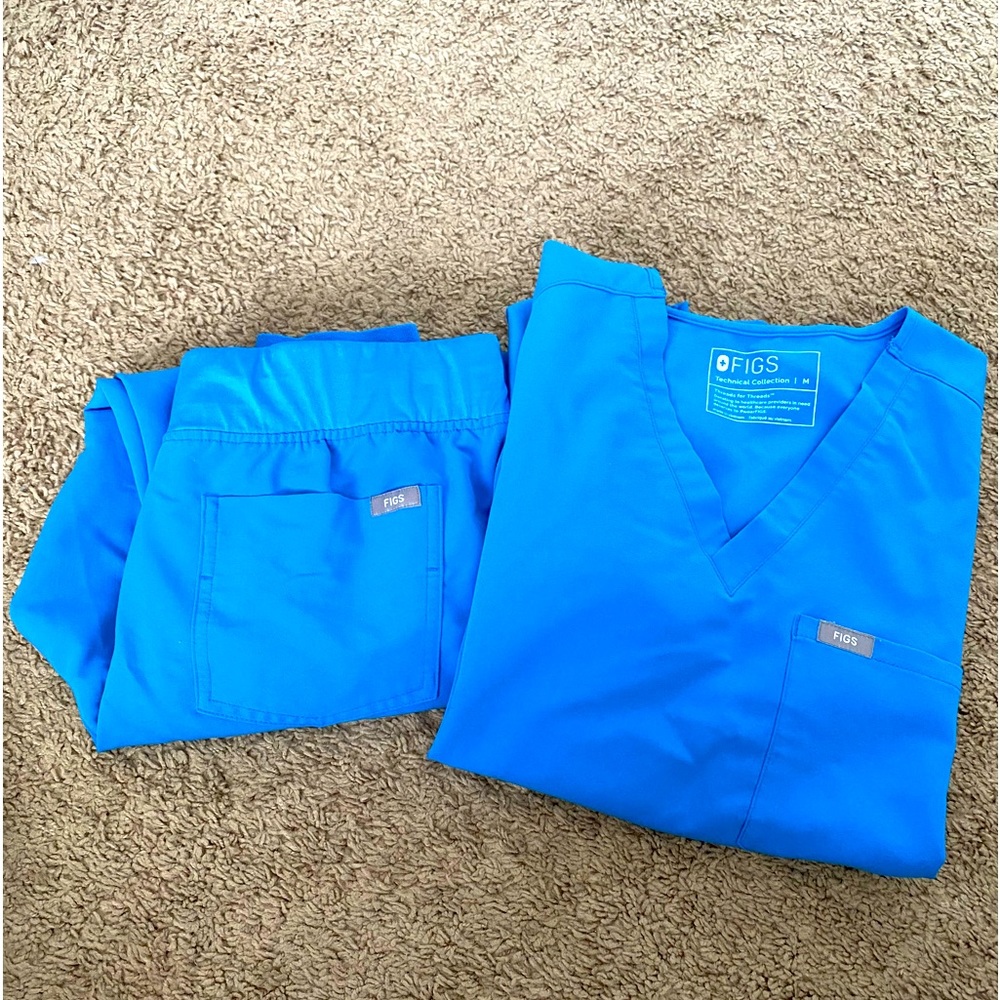 Medium Figs Scrub Set